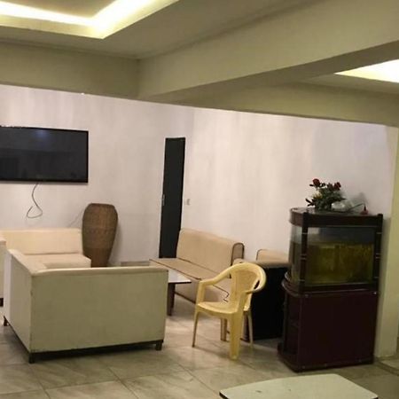 Hotel Residence Vera Абиджан Экстерьер фото